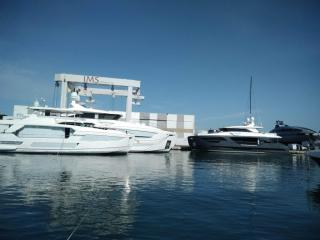 Yacht Staging